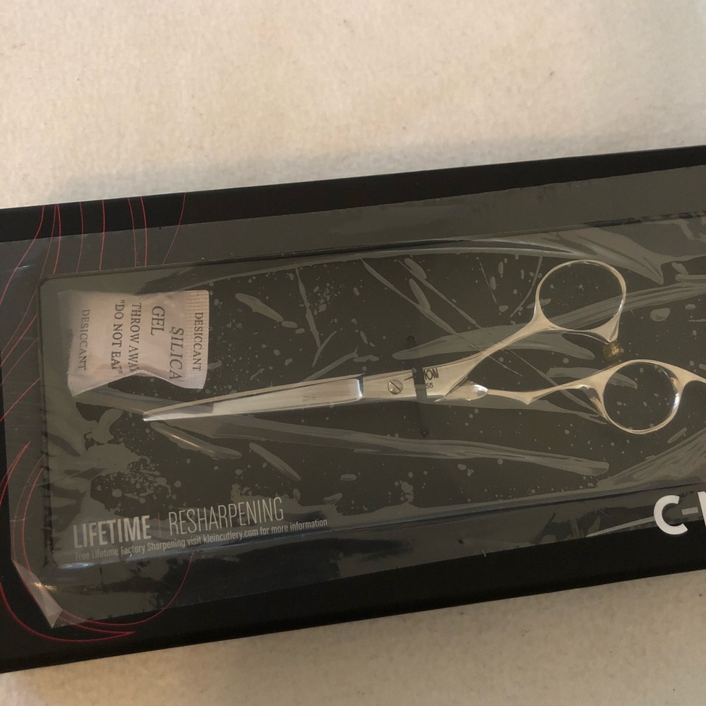 C- Mon professional hair cutting shears